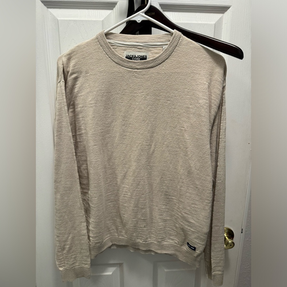 Knit long sleeve